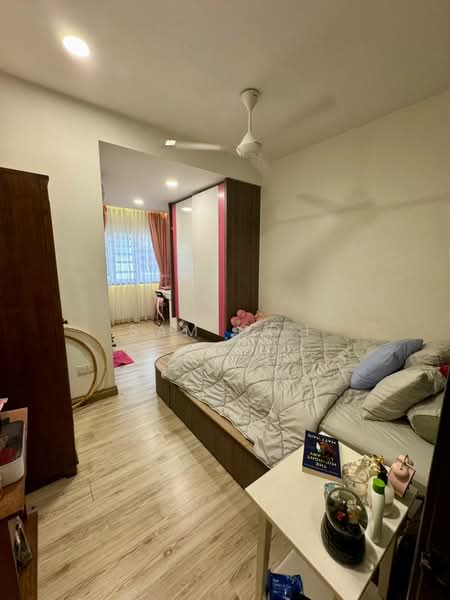 2-storey Terraced House for Sale in Bandar Tun Hussein Onn (Cheras) - Sam Goh - Bedroom - PropertyGuru.com.my