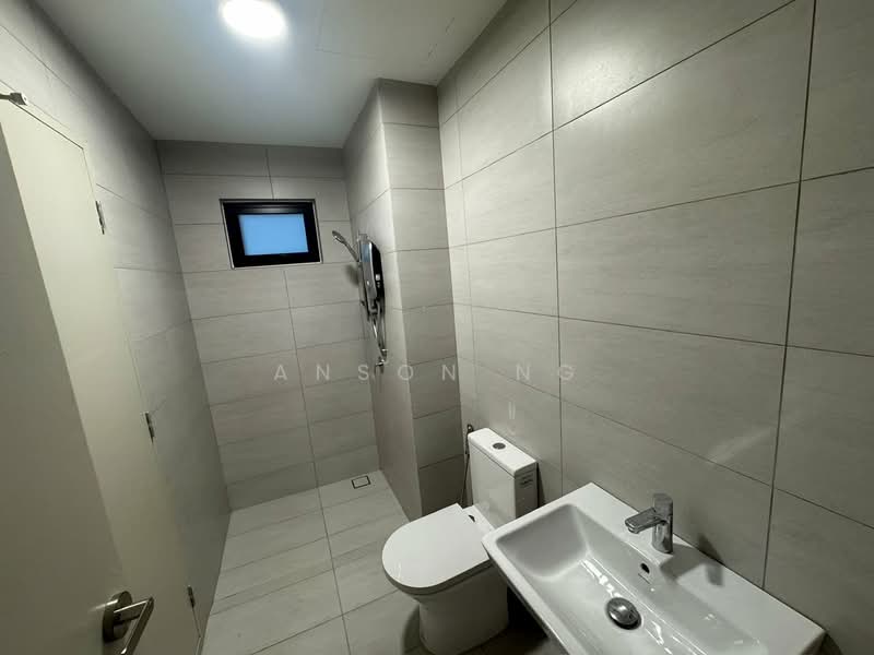 Servis Apartment untuk Disewa di Residensi Ava @ Kiara Bay - Anson Ng - Bathroom - PropertyGuru.com.my