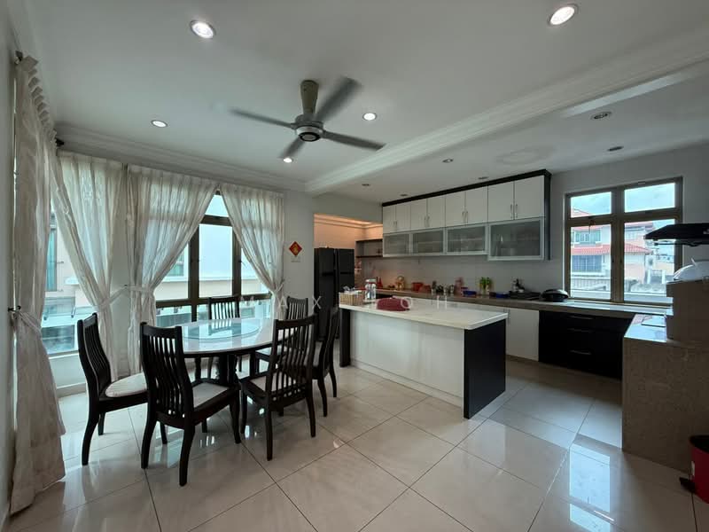 Semi-Detached House for Sale in Taman Sutera Utama (Skudai) - Max Loh - Kitchen - PropertyGuru.com.my
