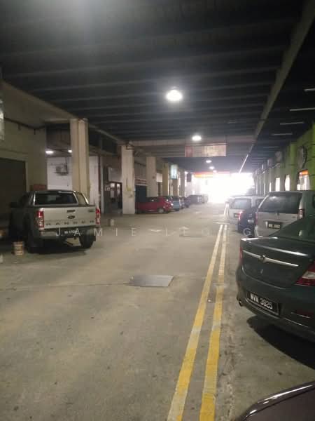 Shop for Rent in Taman Segar Perdana (Cheras) - Jamie Leong - Car Park - PropertyGuru.com.my
