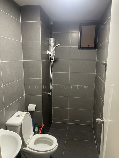 Servis Apartment untuk Disewa di One Maxim - John Liew - Bathroom - PropertyGuru.com.my