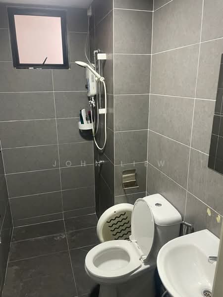 Servis Apartment untuk Disewa di One Maxim - John Liew - Bathroom - PropertyGuru.com.my