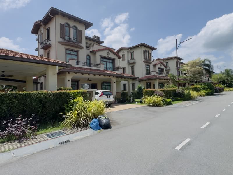 Semi-Detached House for Sale in Semenyih (Selangor) - Robin Loh - PropertyGuru.com.my