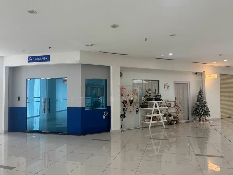 Shop / Office for Rent in Bukit Jalil (Kuala Lumpur) - Lee Soo Bee - Entrance - PropertyGuru.com.my