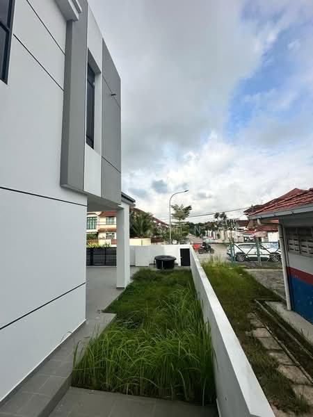 Semi-Detached House for Sale in Perling (Johor) - XY Sen - Exterior - PropertyGuru.com.my