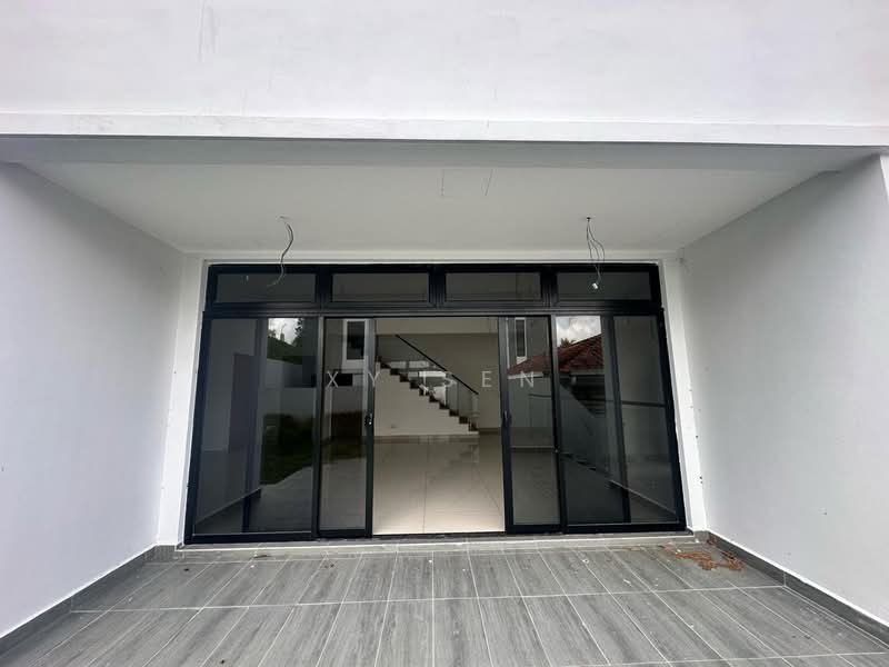 Semi-Detached House for Sale in Perling (Johor) - XY Sen - Entrance - PropertyGuru.com.my