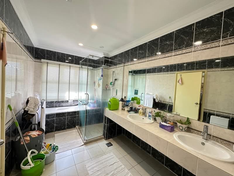 Rumah Banglo untuk Dijual di Ampang Jaya (Ampang) - Yumiko Kew - Bathroom - PropertyGuru.com.my