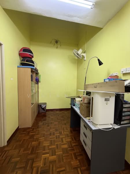 Rumah Teres 2 Tingkat untuk Dijual di Shah Alam (Selangor) - Vivian Koh - PropertyGuru.com.my