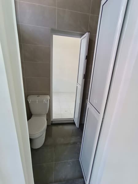 Terraced House for Sale in Bukit Beruang (Bukit Baru) - Vinc Pheng - Bathroom - PropertyGuru.com.my