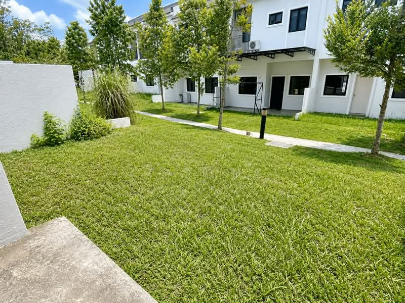 Terraced House for Sale in Dengkil (Selangor) - Izzati Mat - Exterior - PropertyGuru.com.my