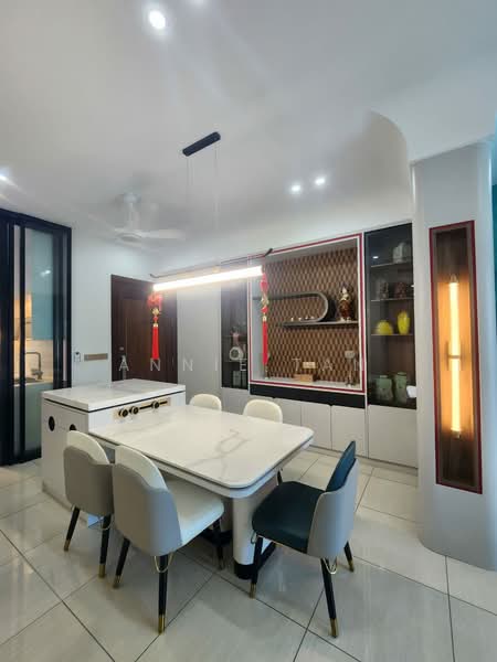Condominium for Rent at Queens Residences Q2 @ Queens Waterfront - Annie Tan - Dining Room - PropertyGuru.com.my