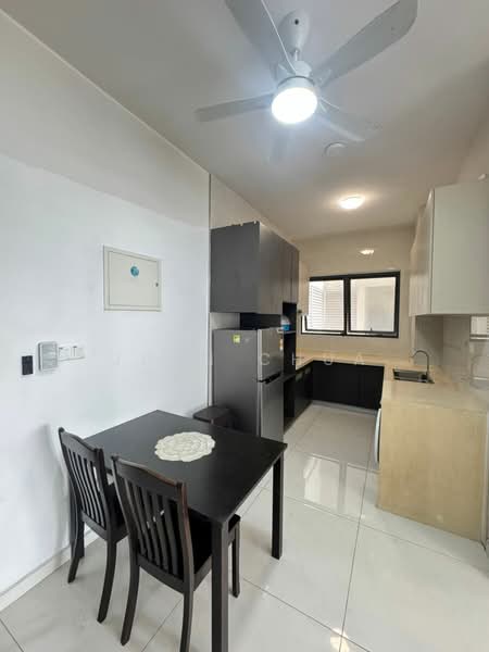 Condominium for Rent at Royal Strand @ Country Garden Danga Bay - Juan Chua - Kitchen - PropertyGuru.com.my