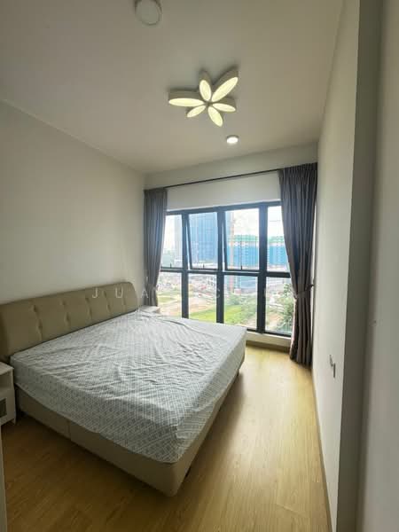 Condominium for Rent at Royal Strand @ Country Garden Danga Bay - Juan Chua - Bedroom - PropertyGuru.com.my