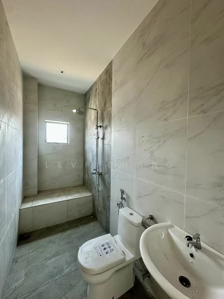 Bungalow for Sale in Ipoh (Perak) - Levi Chong - Bathroom - PropertyGuru.com.my
