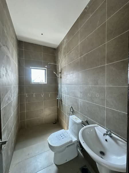 Bungalow for Sale in Ipoh (Perak) - Levi Chong - Bathroom - PropertyGuru.com.my