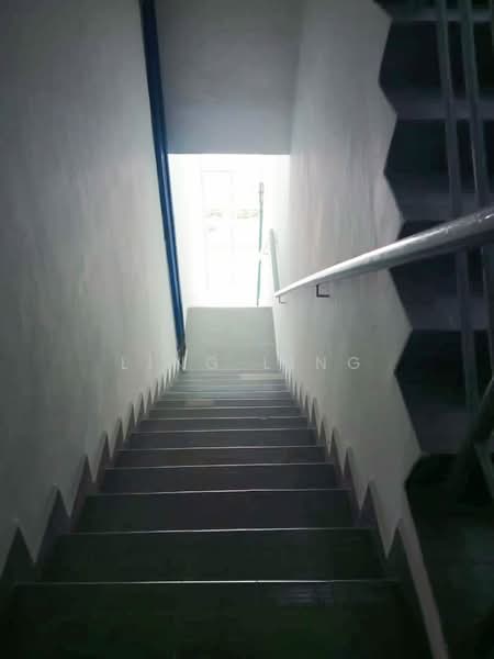 Kedai / Pejabat untuk Disewa di Kuala Lumpur (Kuala Lumpur) - Ling Ling - Corridor - PropertyGuru.com.my