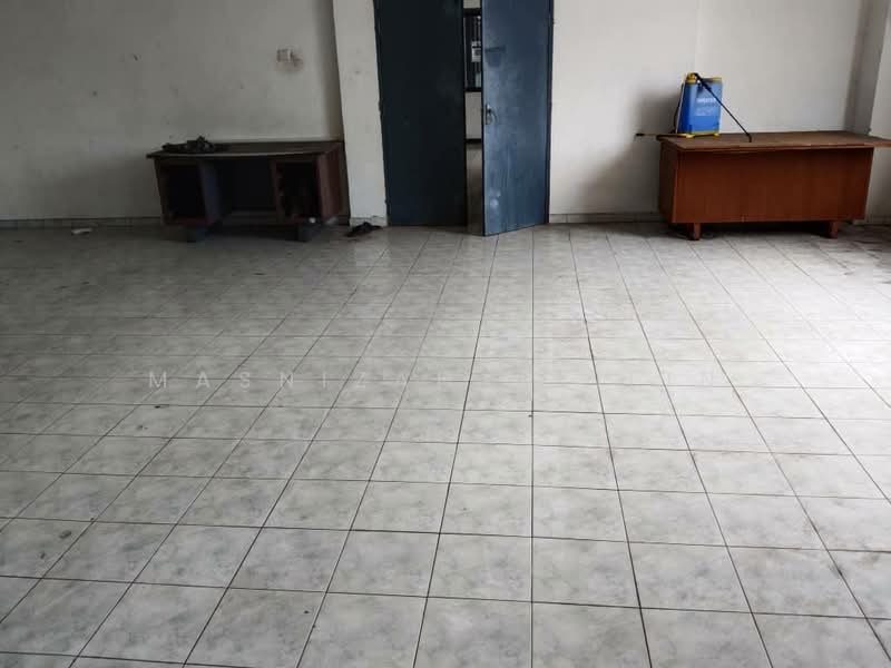Warehouse for Rent in Pengkalan Chepa (Kelantan) - Masnizah Arifin - Interior - PropertyGuru.com.my