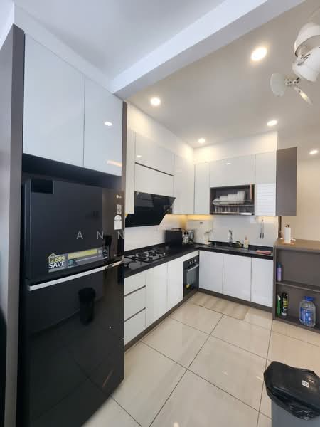 Kondominium untuk Disewa di Queens Residences Q1 @ Queens Waterfront - Annie Tan - Kitchen - PropertyGuru.com.my