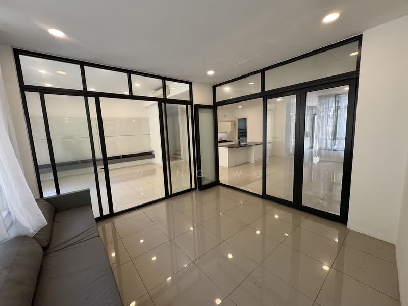 Rumah Teres 3 Tingkat untuk Dijual di Petaling Jaya (Selangor) - Wong WG - Living Room - PropertyGuru.com.my