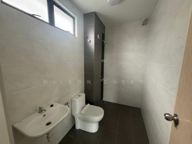 Semi-Detached House for Rent in Bandar Tasek Mutiara (Simpang Ampat) - Wilson Cheah - Bathroom - PropertyGuru.com.my