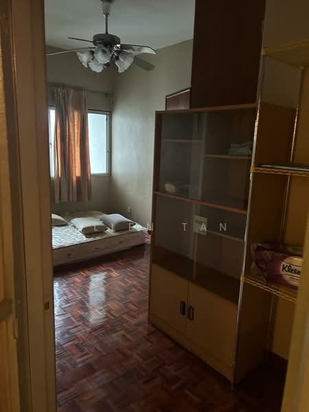 Condominium for Sale at Tiara Kelana - Allen Tan - Bedroom - PropertyGuru.com.my