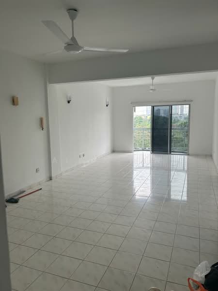 Condominium for Sale at Tiara Kelana - Allen Tan - Living Room - PropertyGuru.com.my