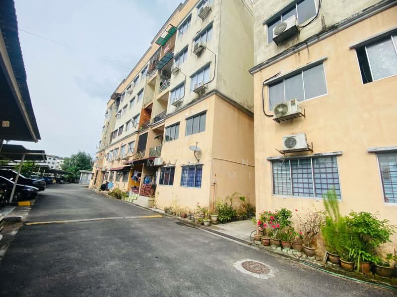 Pangsapuri untuk Dijual di Pangsapuri Seri Mewah - Muhammad Nazli Mohd Amin - Exterior - PropertyGuru.com.my
