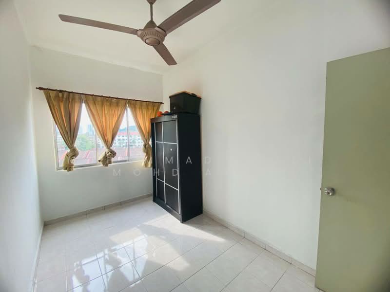 Pangsapuri untuk Dijual di Pangsapuri Seri Mewah - Muhammad Nazli Mohd Amin - Interior - PropertyGuru.com.my
