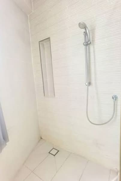 Service Residence for Rent at Sapphire Paradigm - Soung Lim - Bathroom - PropertyGuru.com.my