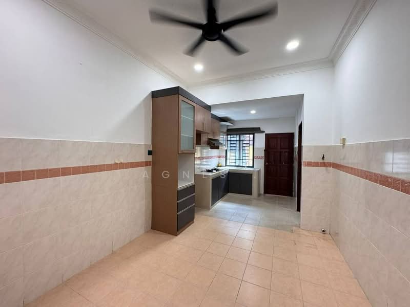 2-storey Terraced House for Sale in Austin (Johor Bahru) - Agnes . - PropertyGuru.com.my