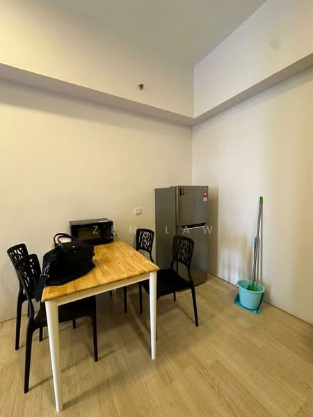 Servis Apartment untuk Dijual di Aurora Suites @ Bukit Jalil - Zen Law - Dining Room - PropertyGuru.com.my