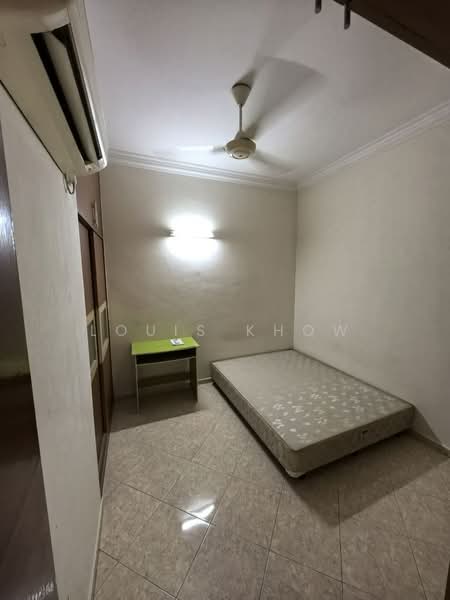 1-storey Terraced House for Rent in Bukit Indah 2 (Iskandar Puteri (Nusajaya)) - Louis Khow - Bedroom - PropertyGuru.com.my