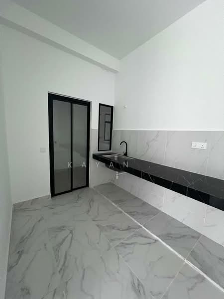Kondominium untuk Dijual di Palazzo - Kayan . - Kitchen - PropertyGuru.com.my