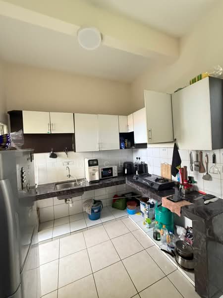 Kondominium untuk Dijual di Cova Villa - Ken Cheah - Kitchen - PropertyGuru.com.my
