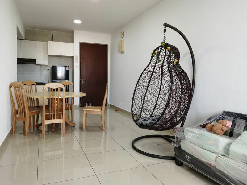 Service Residence for Sale at Larkin Heights - Lim Tze Jie - Dining Room - PropertyGuru.com.my