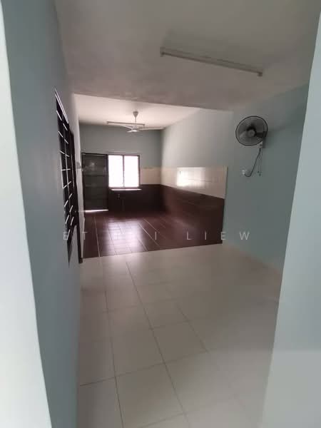 Rumah Teres untuk Dijual di Tanjong Malim (Perak) - ET PEI LIEW - Kitchen - PropertyGuru.com.my