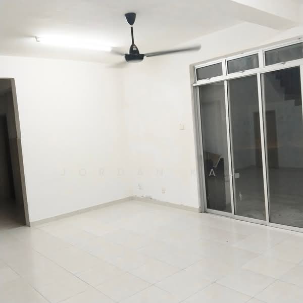 2-storey Terraced House for Sale in Taman Pulai Jaya (Kulai) - Jordan Kau - Interior - PropertyGuru.com.my