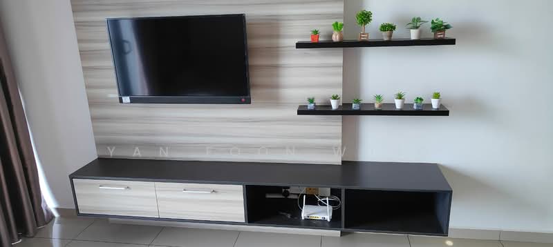 Servis Apartment untuk Dijual di Atlantis Residences (Pangsapuri Atlantis Kota Syahbandar) - Yan Foon Wong - Living Room - PropertyGuru.com.my