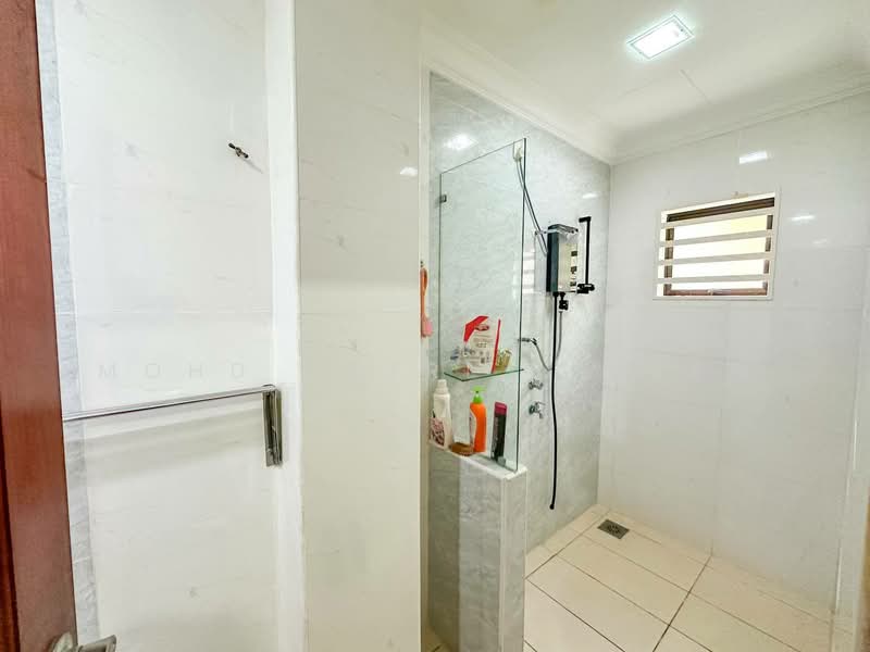 Rumah Berkembar untuk Dijual di Bandar Tasik Kesuma (Beranang) - Mohd Nazri Roslan - Bathroom - PropertyGuru.com.my