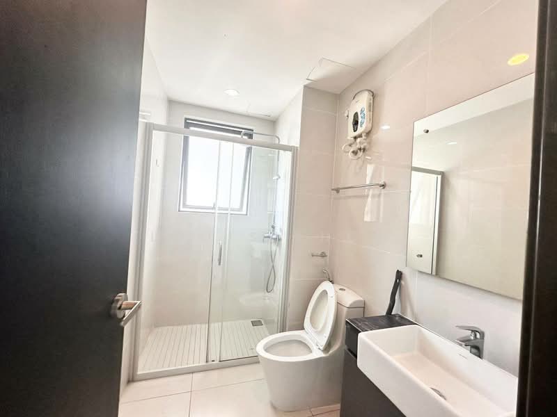 Kondominium untuk Disewa di Bay Point @ Country Garden Danga Bay - Louis Khow - PropertyGuru.com.my