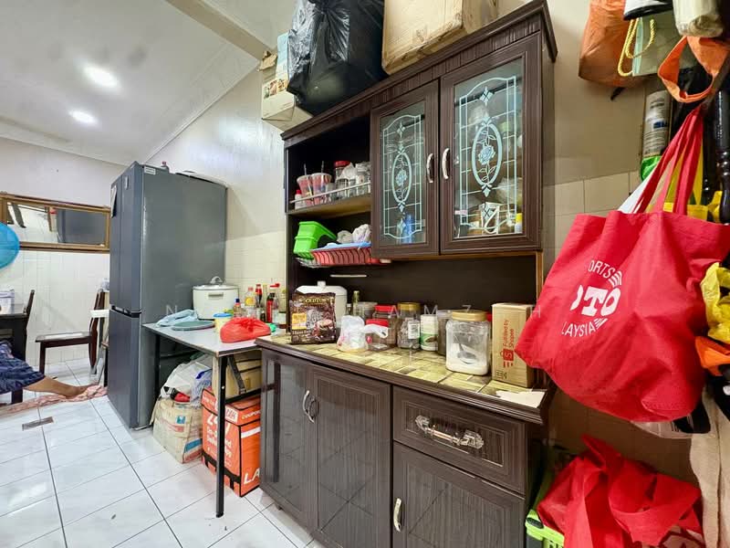 Terraced House for Sale in Taman Desa Cheras (Cheras) - Nabil Hamzah - Kitchen - PropertyGuru.com.my