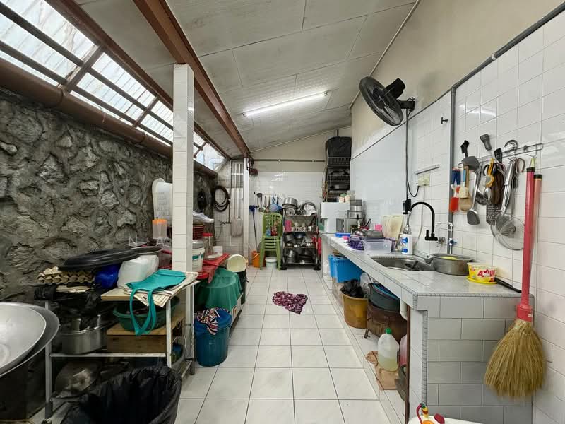 Terraced House for Sale in Taman Desa Cheras (Cheras) - Nabil Hamzah - Kitchen - PropertyGuru.com.my