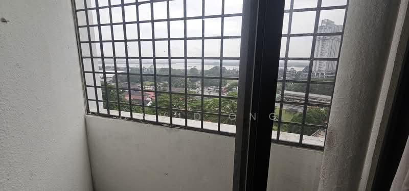 Kondominium untuk Disewa di Aloha Tower Condominium - David Ong - Balcony - PropertyGuru.com.my