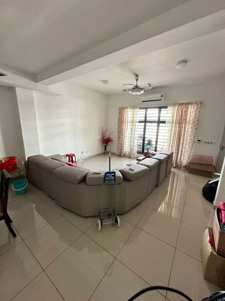 2-storey Terraced House for Sale in Setia Ecohill (Semenyih) - CK Law - Living Room - PropertyGuru.com.my