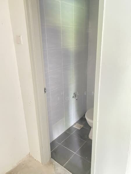 Shop / Office for Rent in Bayan Lepas (Penang) - Sr. Helen Teoh - Bathroom - PropertyGuru.com.my