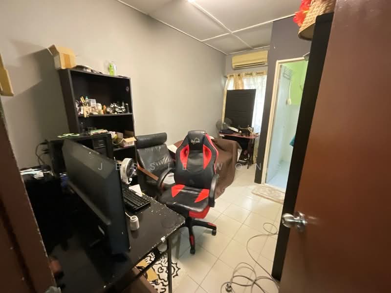 2.5-storey Terraced House for Sale in Bandar Country Homes (Rawang) - Jessie Wong - Study - PropertyGuru.com.my