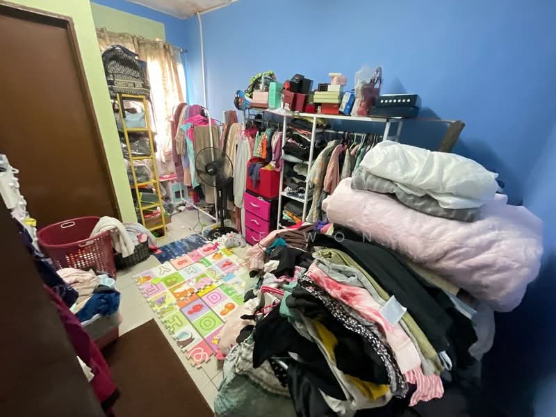 2.5-storey Terraced House for Sale in Bandar Country Homes (Rawang) - Jessie Wong - Bedroom - PropertyGuru.com.my