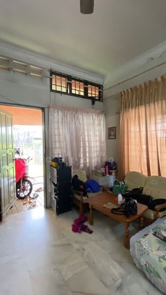 Rumah Berkembar untuk Dijual di Taman Sri Putri (Skudai) - Frain Cheong - Living Room - PropertyGuru.com.my
