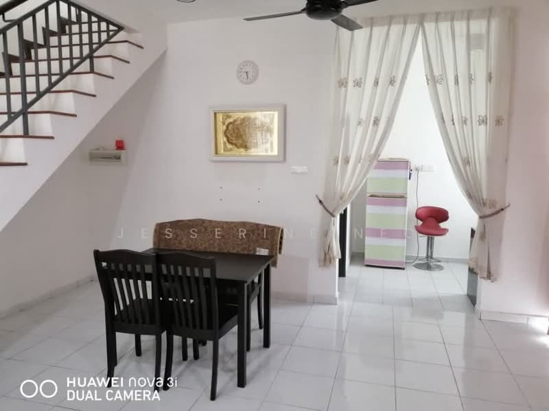 Rumah Berkembar untuk Dijual di Taman Mutiara Rini (Skudai) - Jesserine Neo - Dining Room - PropertyGuru.com.my