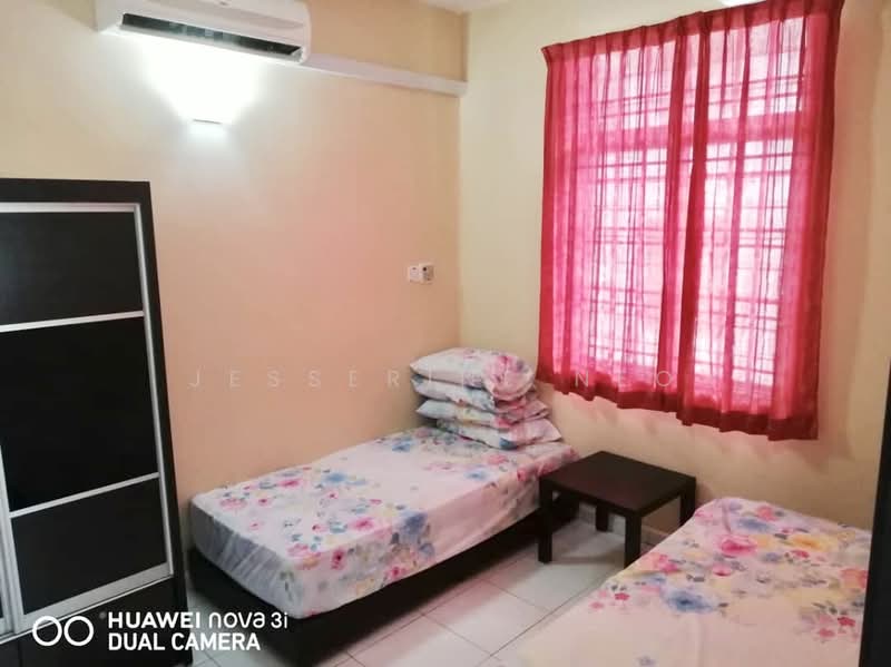 Rumah Berkembar untuk Dijual di Taman Mutiara Rini (Skudai) - Jesserine Neo - Bedroom - PropertyGuru.com.my